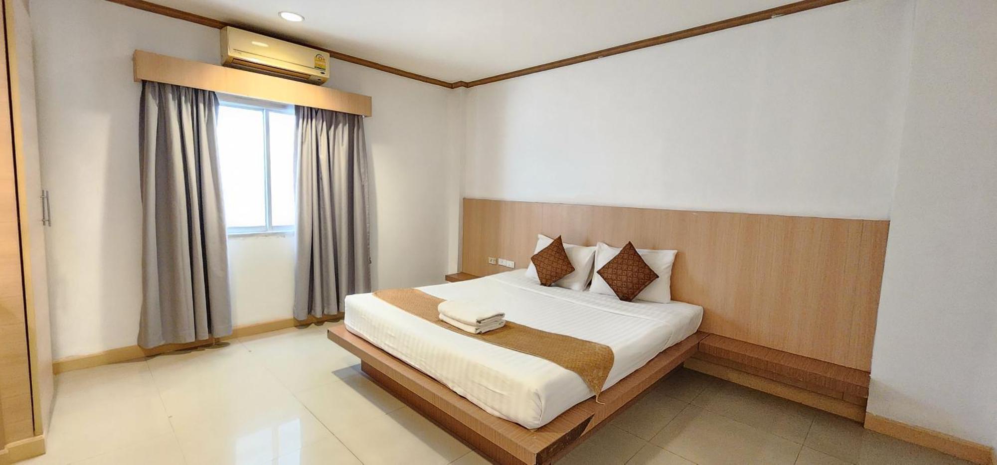 Eden Park Hotel Patong Exterior photo